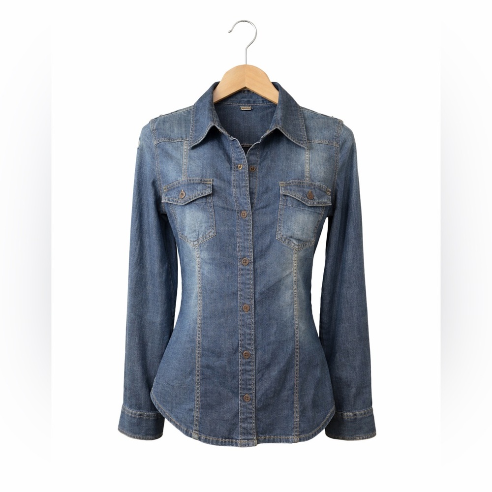 Guess Y2K Fitted Denim Button Up Shirt Western Chic Medium Wash Top M Cowgirl